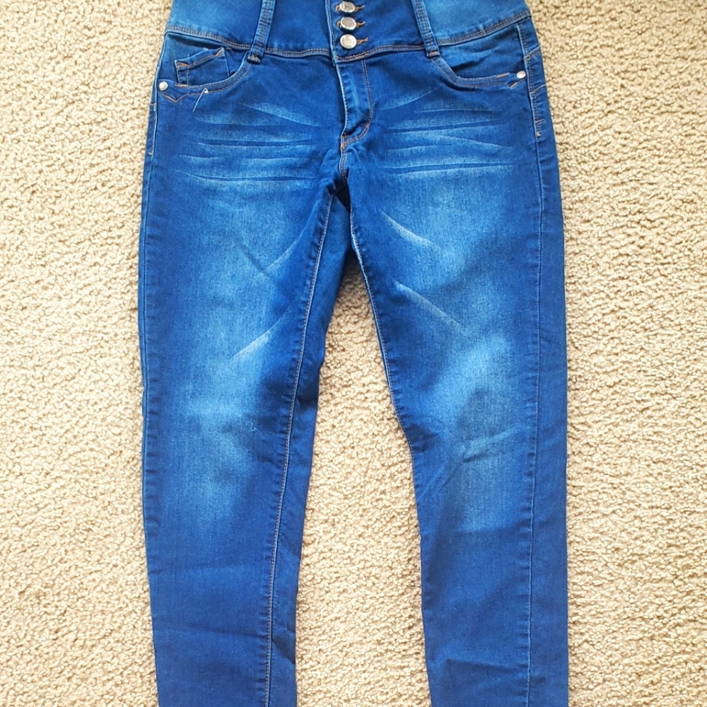 Ella Skinny Jeans juniors size 9